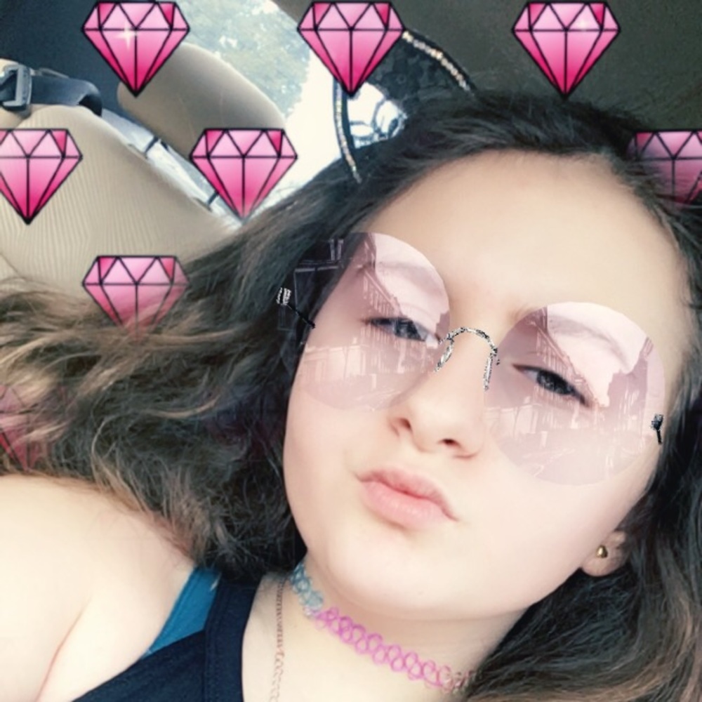 Meet your Posher, Shelby